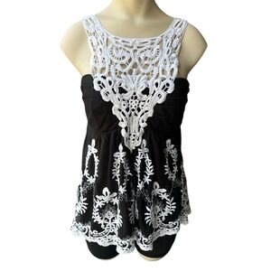 Boston Proper Tank Top Shirt Women's‎ Extra Small Crochet Lace Black White Flowy